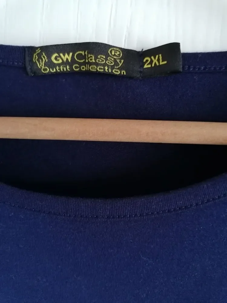 GW classy Ladies T Shirt Size 2xl navy blue long sleeves ideal for Layering - Picture 2 of 3